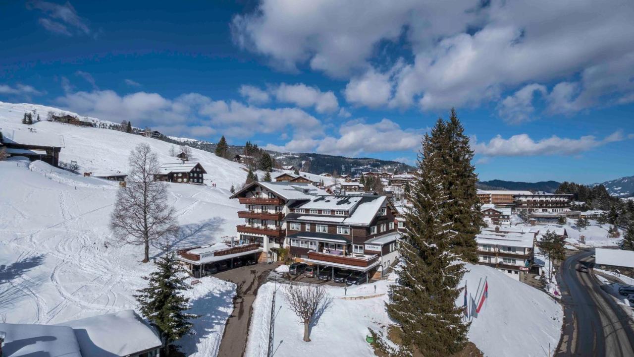 Der Berghof Aparthotel Hirschegg  Bagian luar foto